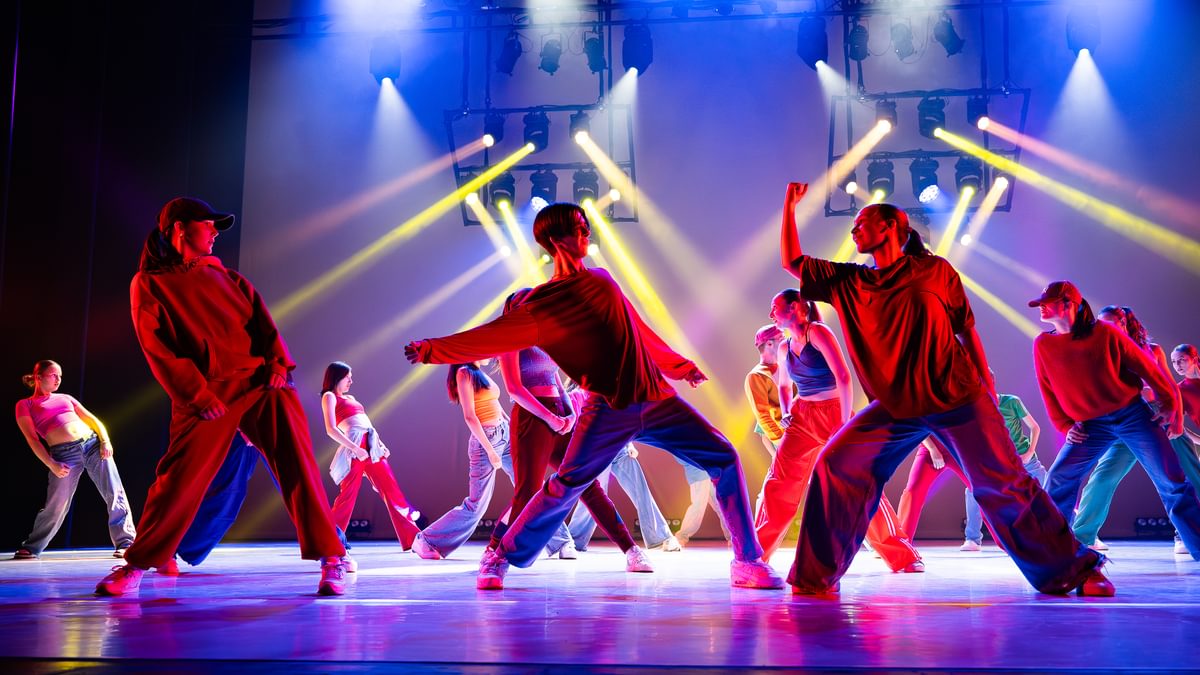 Performance Show 3 svanwildeatgmail com 218