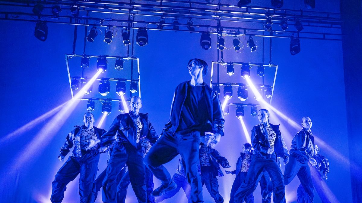 Performance Show 3 svanwildeatgmail com 514